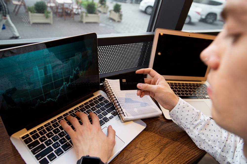  Cryptilytun : Precision for the Blockchain Future